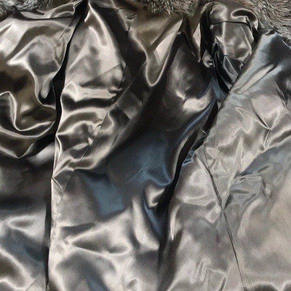 Vintage Faux Fur Jacket EUC - Picture 5 of 8